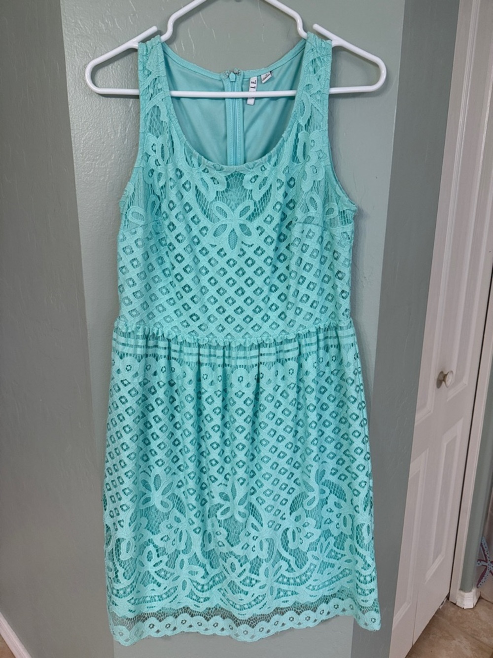 Elle Lace Overlay Sleeveless Dress in Mint Blue
